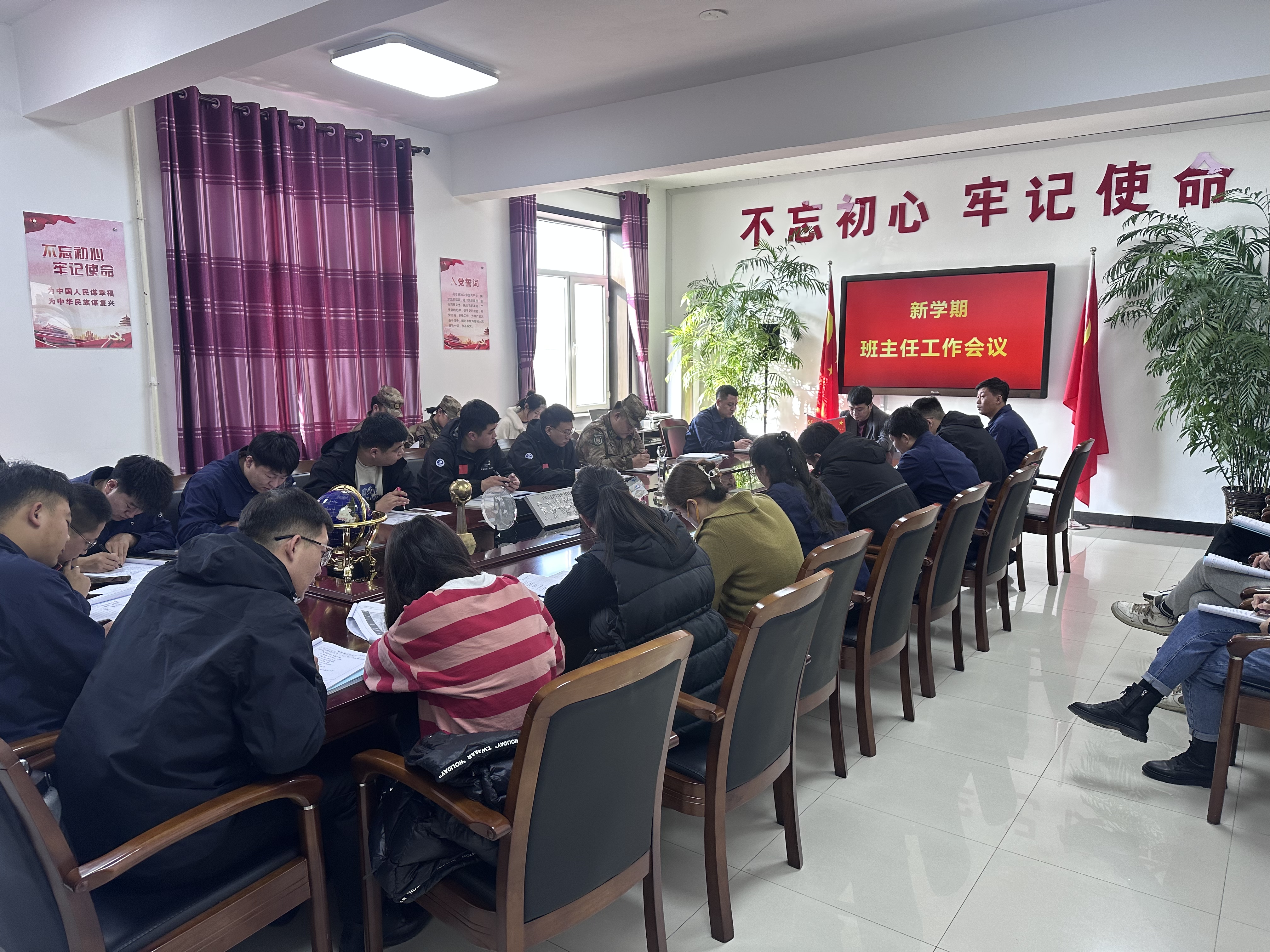 1677050437689697.jpg 1677050437689697.jpg